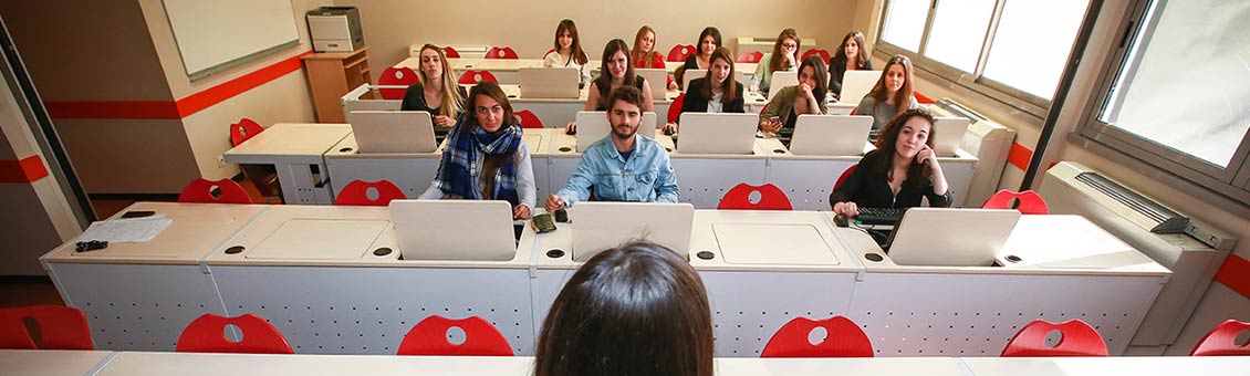 cours salle informatique au Groupe IGS
